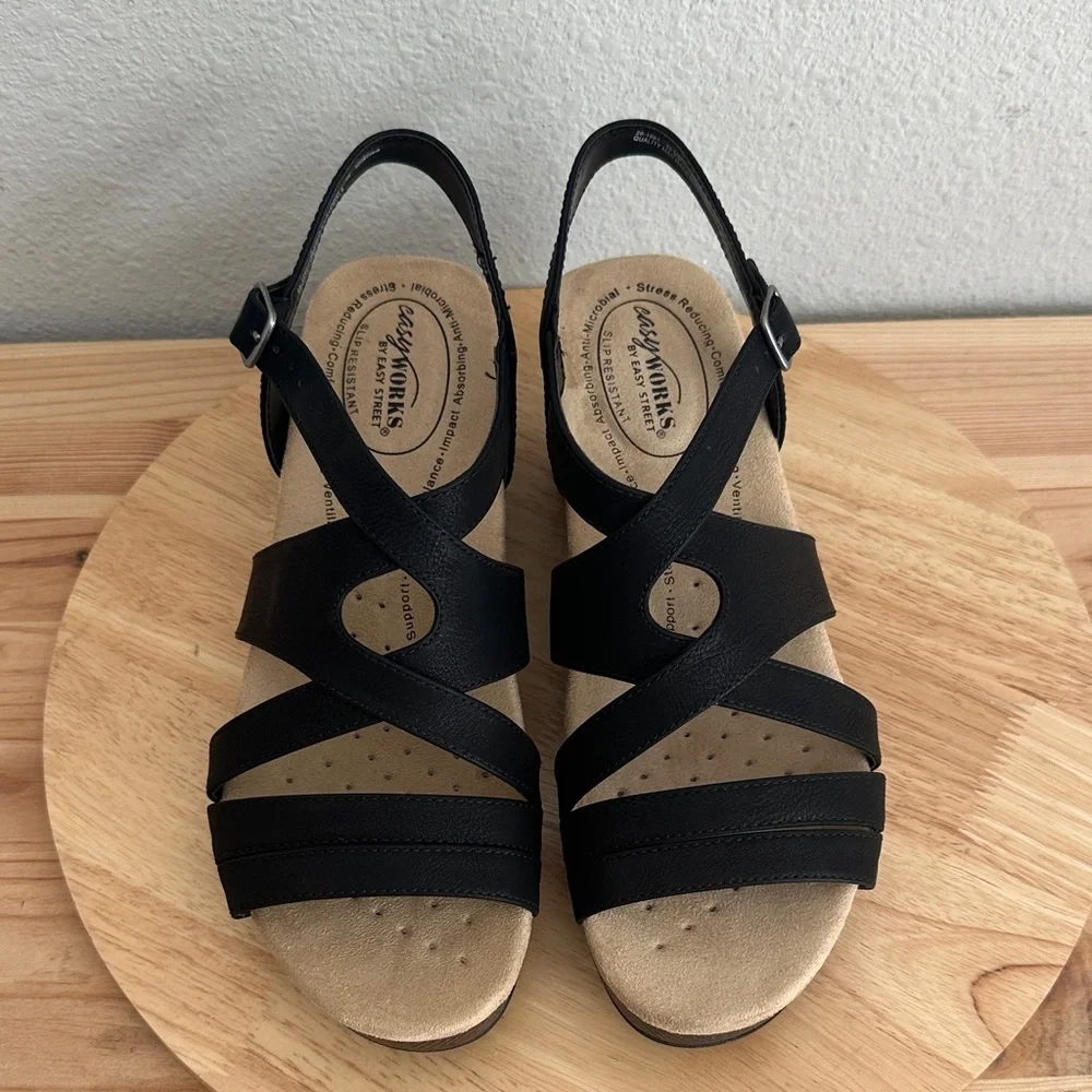 Easy Works By Easy Street Womens Rosella Wedge Sandals 9W new